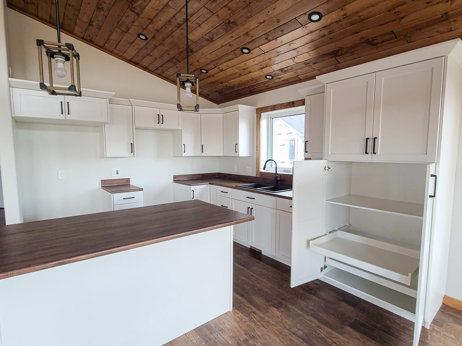 desautels kitchen